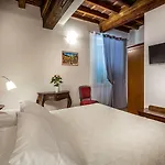 Bed & Breakfast La Stella D'oro 4*