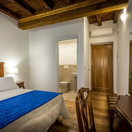 La Stella D'oro Nocleg ze śniadaniem 4*