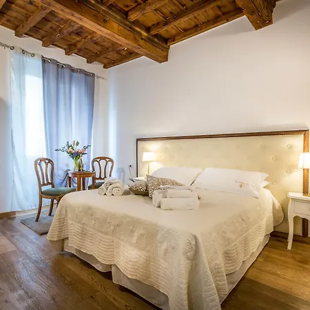 La Stella D'oro פירנצה